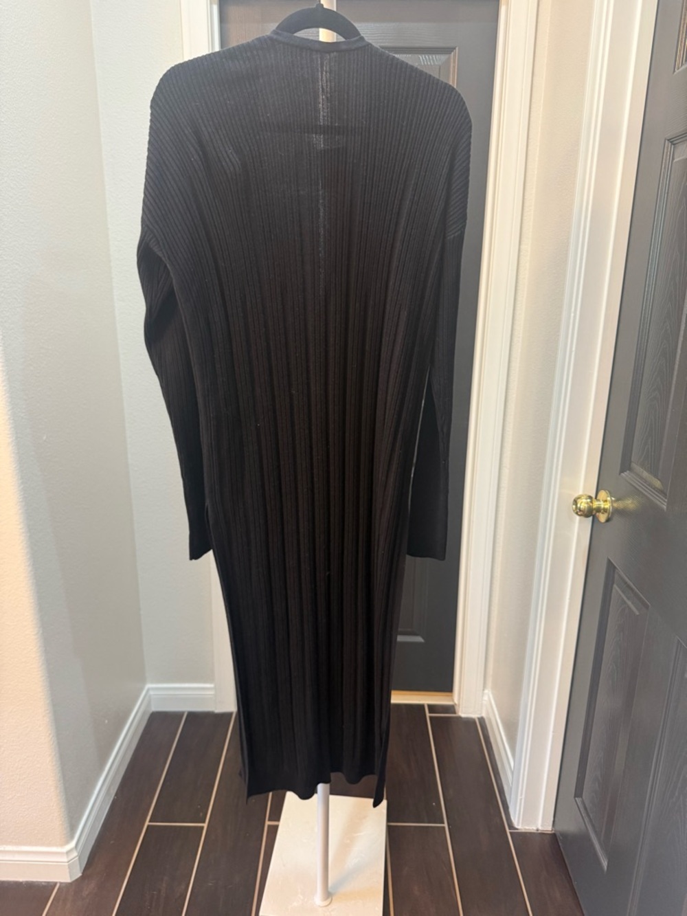 Free People Black Longline Button-Front Cardigan - Picture 3 of 7